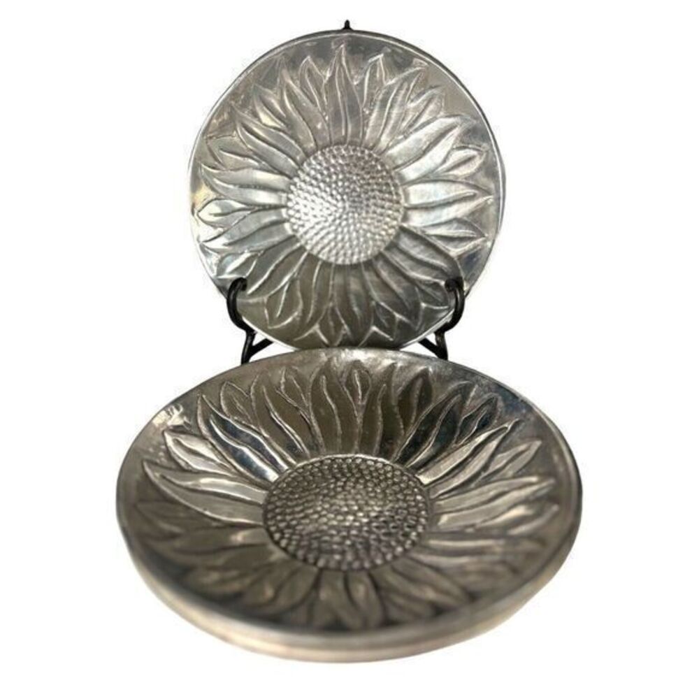 R.H. Macy & Co. Pewter Vintage Flower Bowl Sunflower Made in India Set Of 4